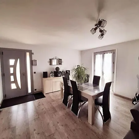 Maison Recente Au Coeur De La Campagne Liglet